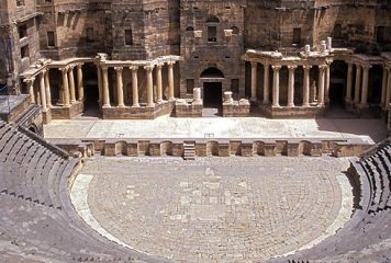 Turistaparadicsom, ahonnan milliók menekülnek