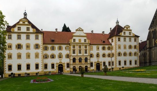 Beíratnád a gyermeked egy ilyen internátusba?